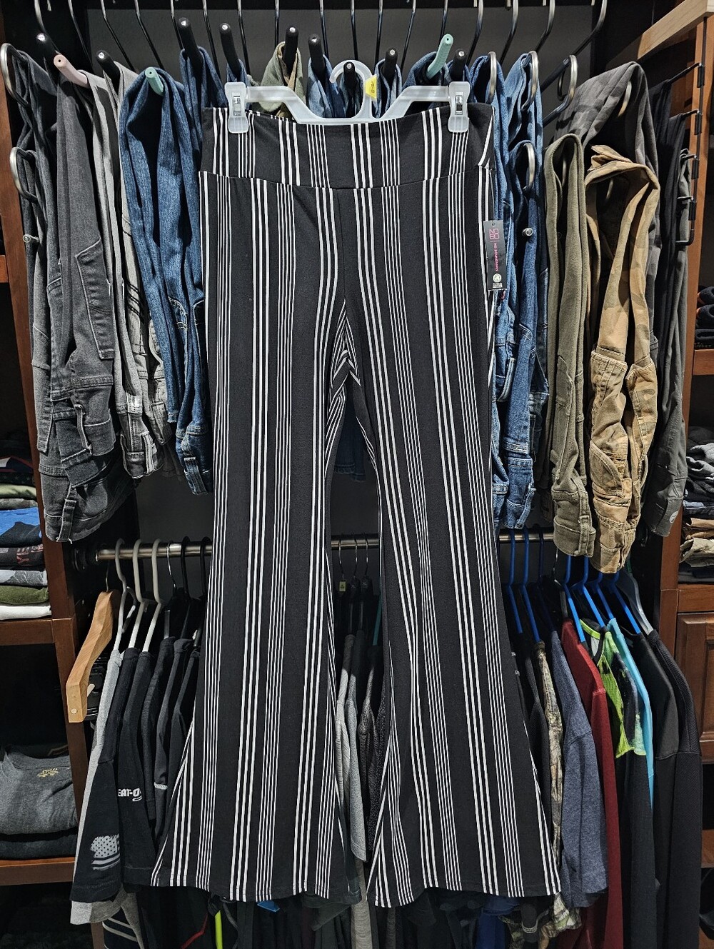 NWT No Boundaries Stretch Bellbottom Bell Bottom Pants Black White Pin Stripe L - Picture 10 of 12